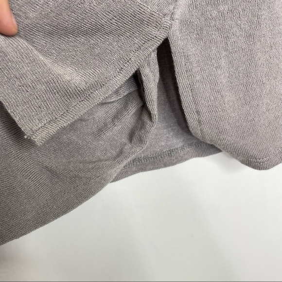 Stitch Fix l Kaileigh Front Twist Top, Medium - Picture 4 of 12